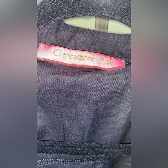 D Square Black & Gold Blouse - Satin Details, Zipper Front - Picture 2 of 10